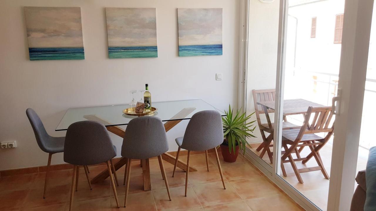 Sonne & Meerblick Aus 40 Grad Heissem Whirlpool Geniessen - Zentral Am Hafen Und Dennoch Ruhig Cala Ratjada  Exterior photo