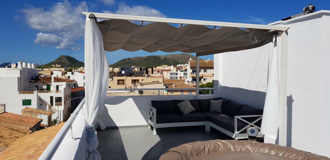 Sonne & Meerblick Aus 40 Grad Heissem Whirlpool Geniessen - Zentral Am Hafen Und Dennoch Ruhig Cala Ratjada  Exterior photo